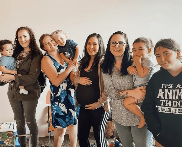 Womens with kids - Hawaii Surrogacy